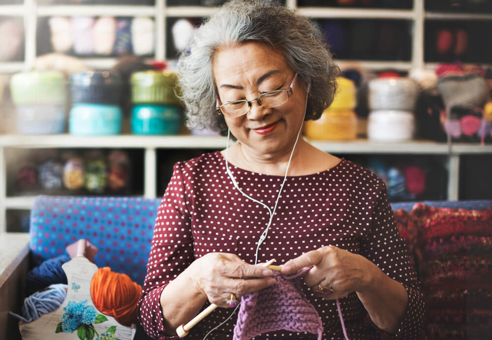 Knitting is one of the best crafts for seniors with arthritis.