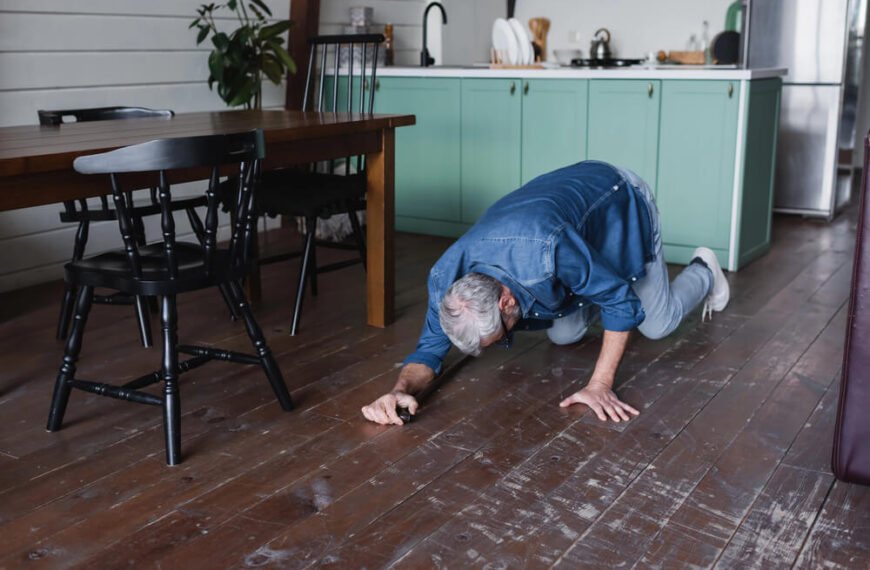 How to prevent falls in the kitchen?