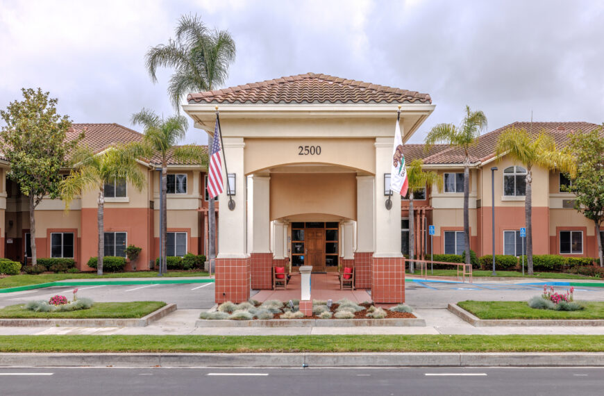 AlmaVia of Camarillo Named Best Assisted Living Community for 2025 by The Camarillo Acorn