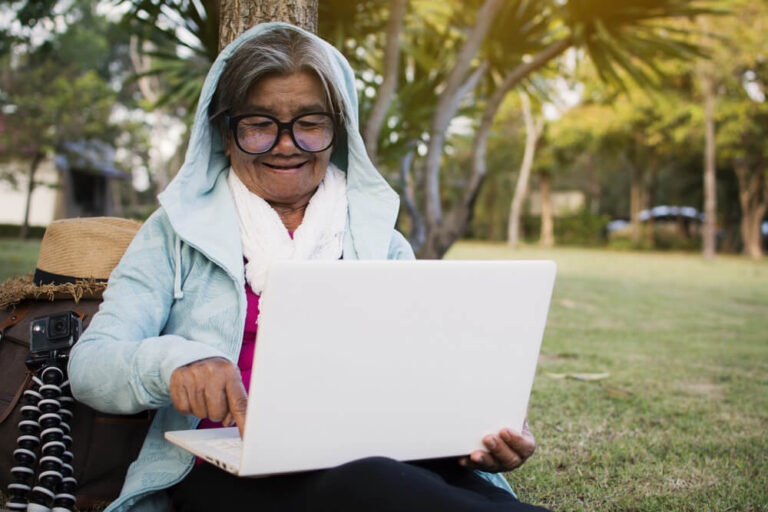 What are the differnt types of senior living facilities?