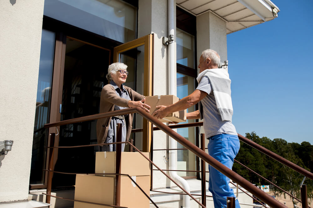 What are the best tips on downsizing tips for seniors?