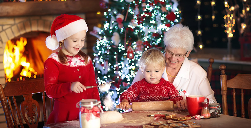 Fun things to do with your aging relatives during the holiday season